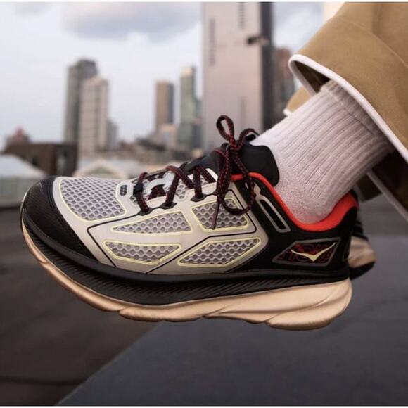 Mens Size 10.5 Hoka Clifton One9 1155370 Habanero Black New Womens 11.5 main image 6